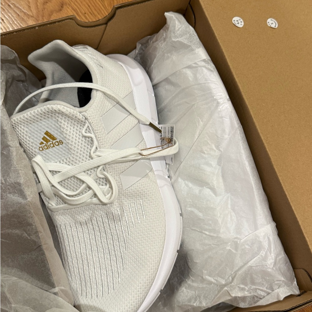 Adidas Swift Run 1.0 White Sneakers